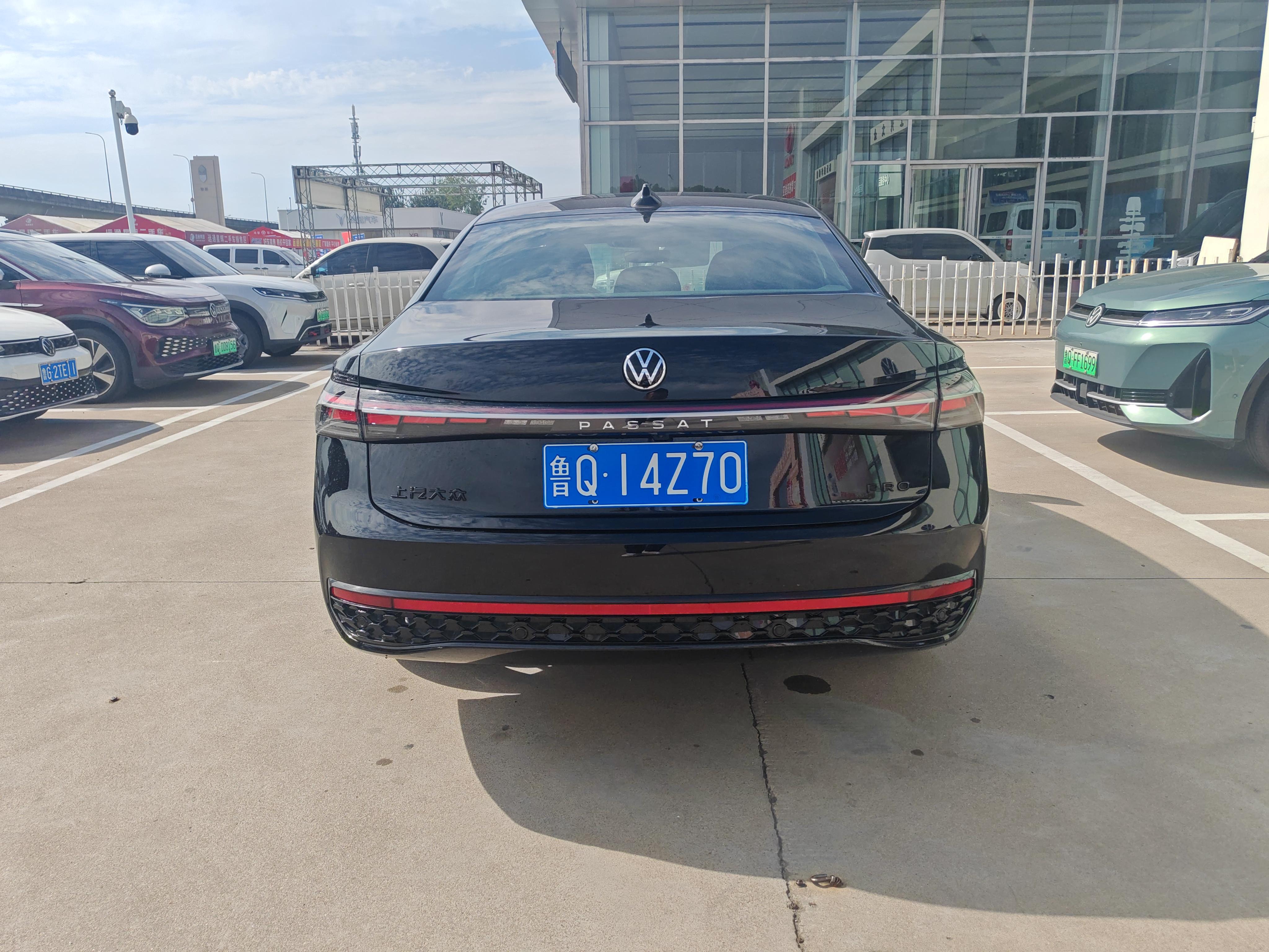 Volkswagen Passat (North America and China) 2026 thumb 3