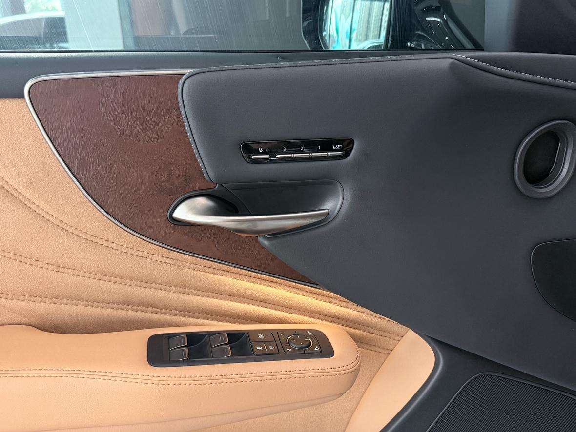 Lexus LS 2021 thumb 5