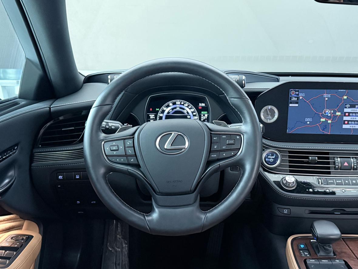 Lexus LS 2021 thumb 10