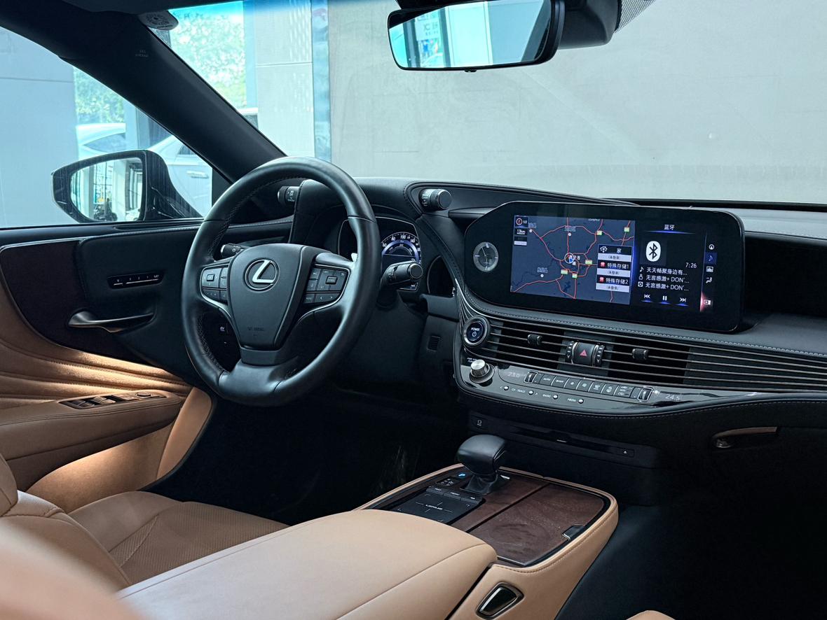 Lexus LS 2021 thumb 12