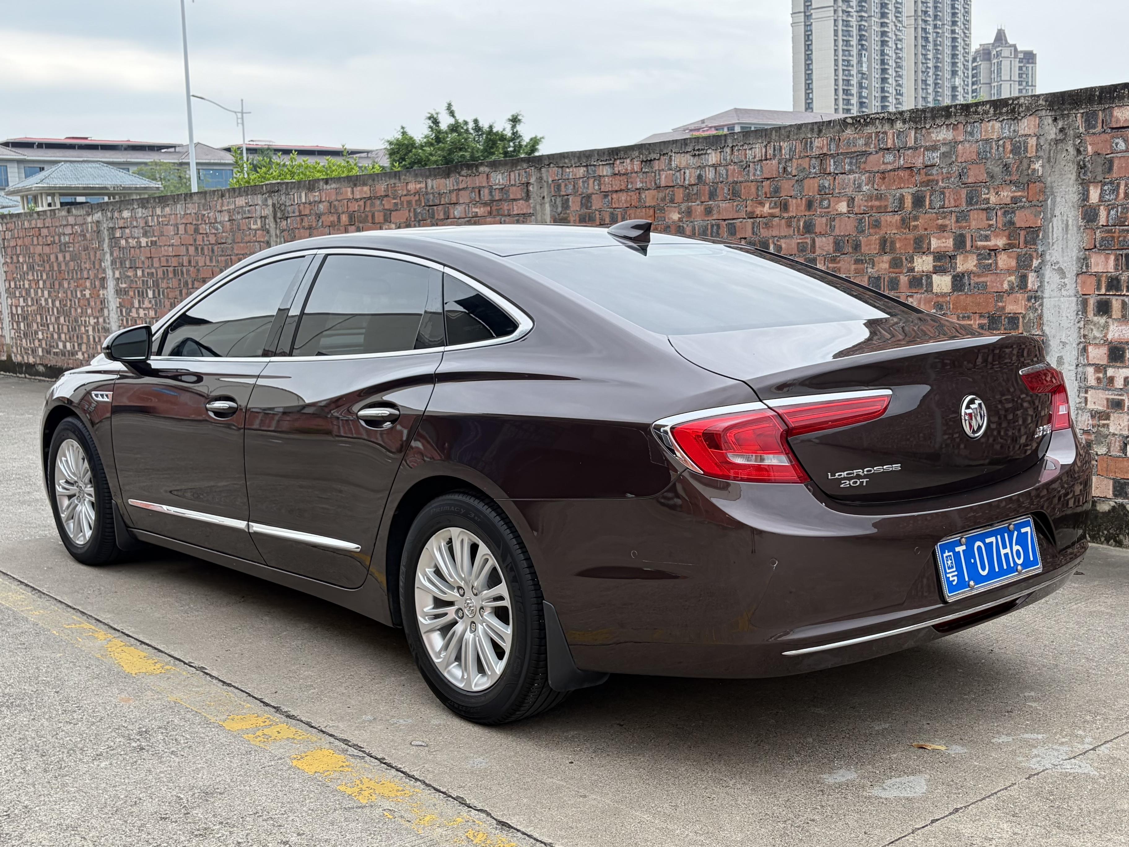 Buick LaCrosse 2016 thumb 2
