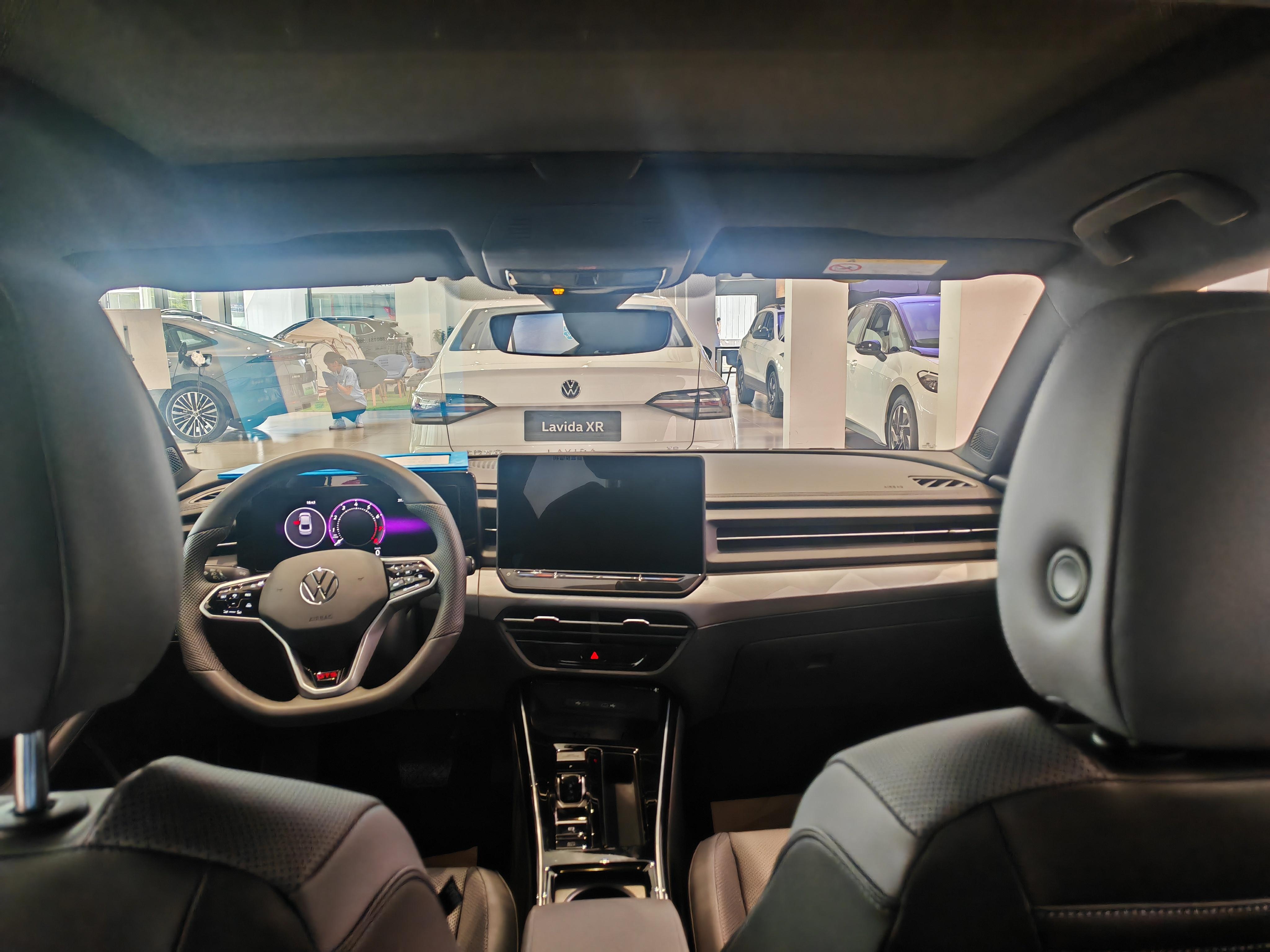Volkswagen Lamando 2026 thumb 4