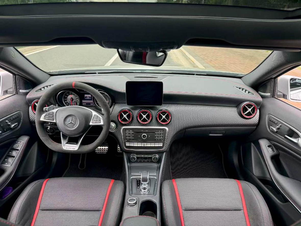 Mercedes-Benz A-Класс 2017 thumb 5