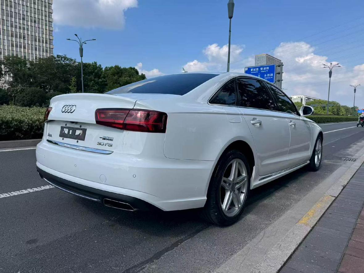 Audi A6 2018 thumb 3