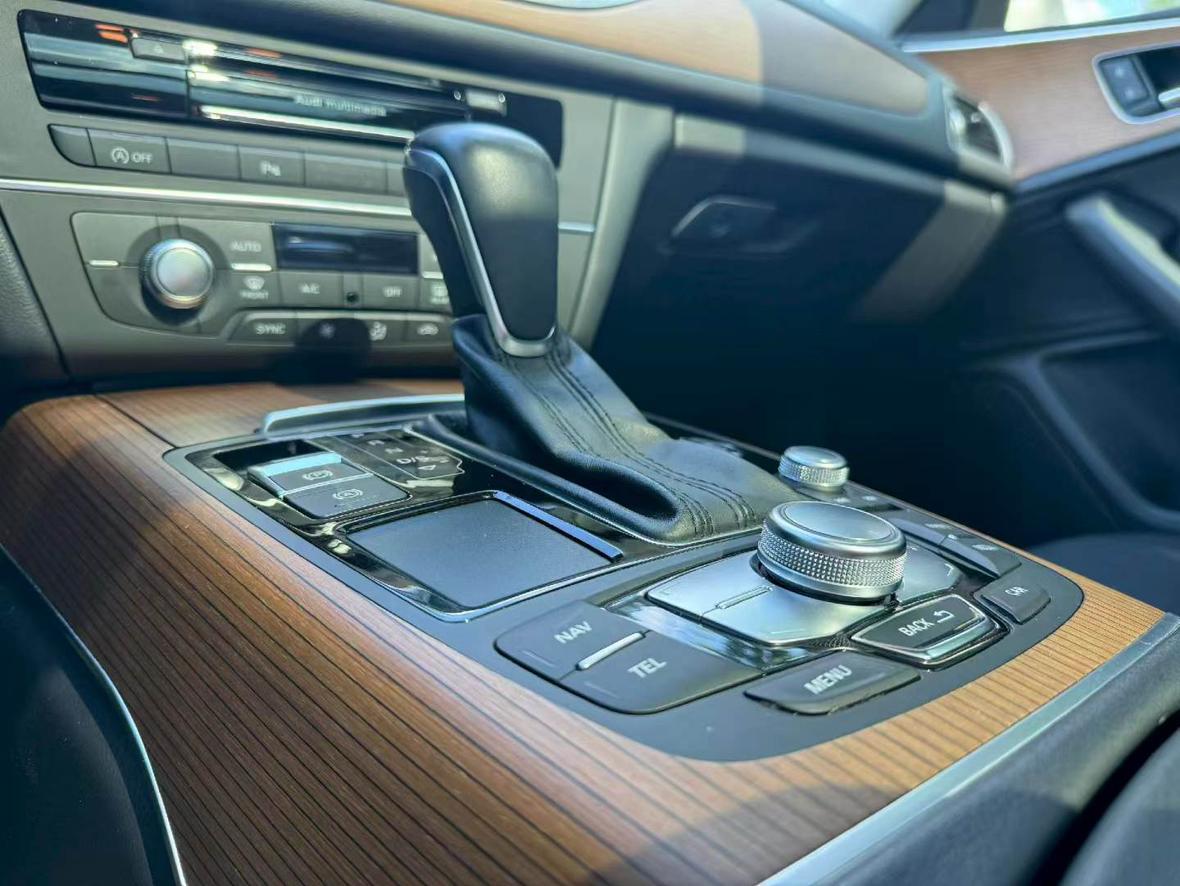Audi A6 2018 thumb 6