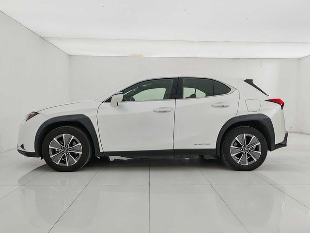 Lexus UX 2020 thumb 2