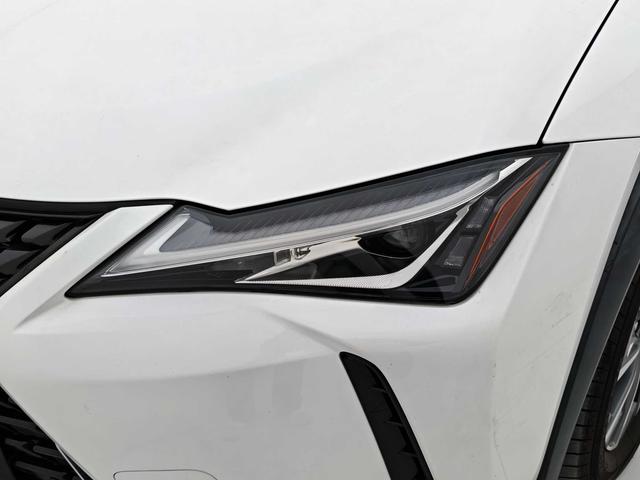 Lexus UX 2020 thumb 10
