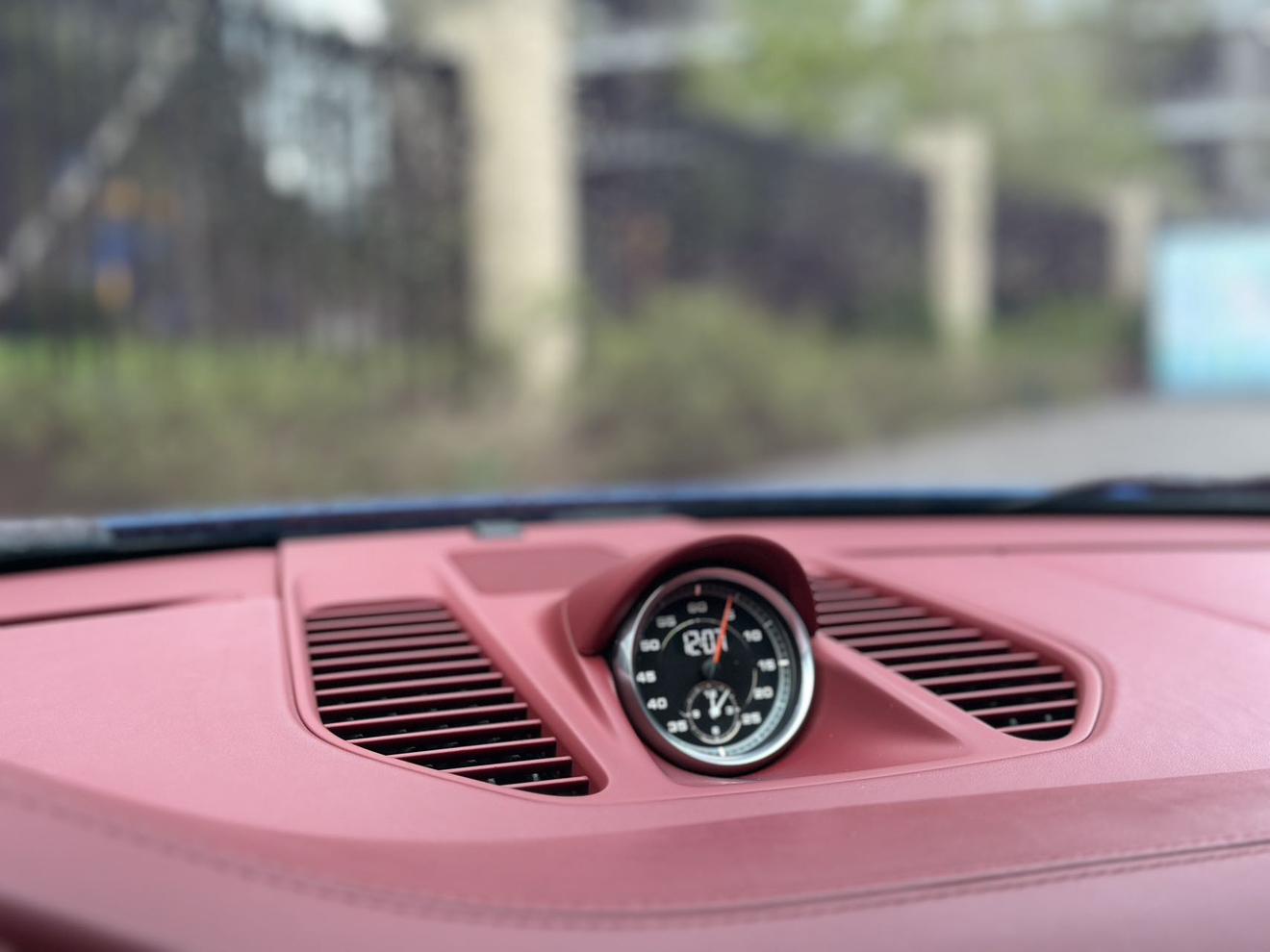 Porsche 911 2016 thumb 3