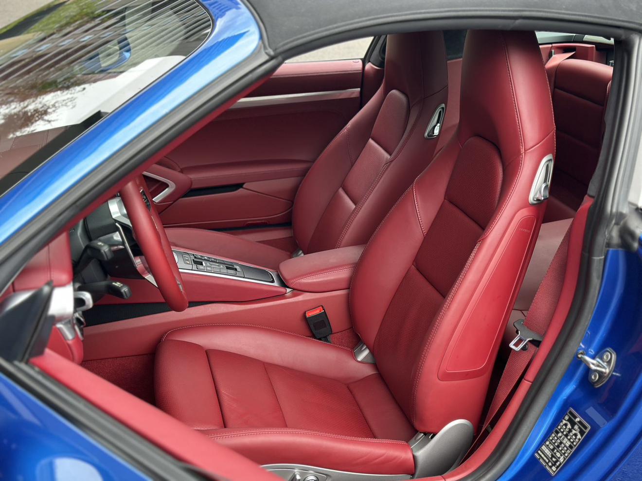Porsche 911 2016 thumb 7