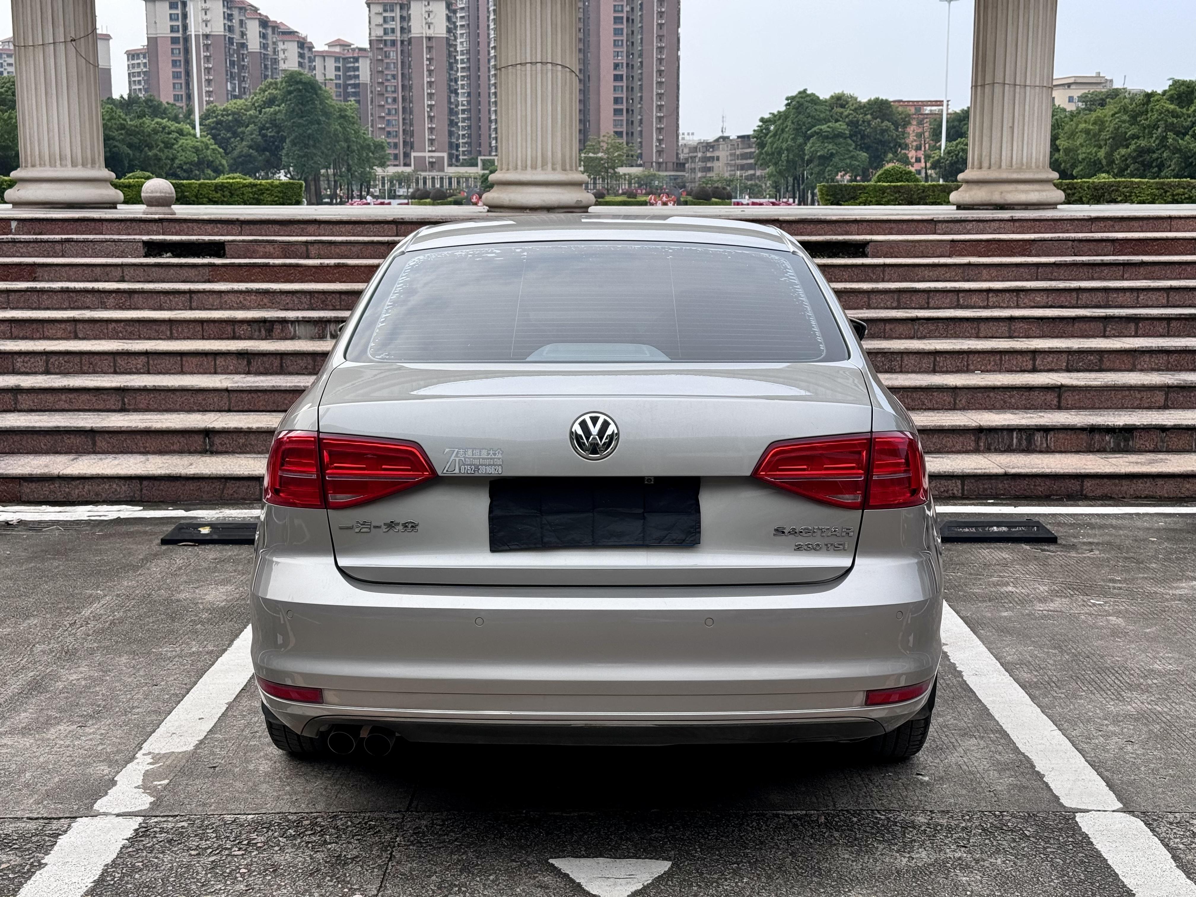 Volkswagen Sagitar 2017 thumb 3