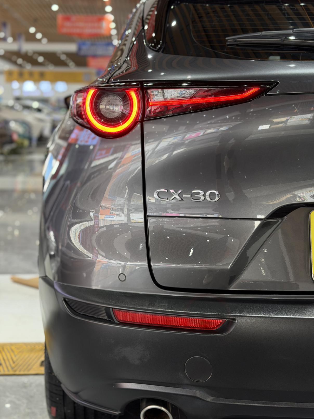 Mazda CX-30 2021 thumb 9
