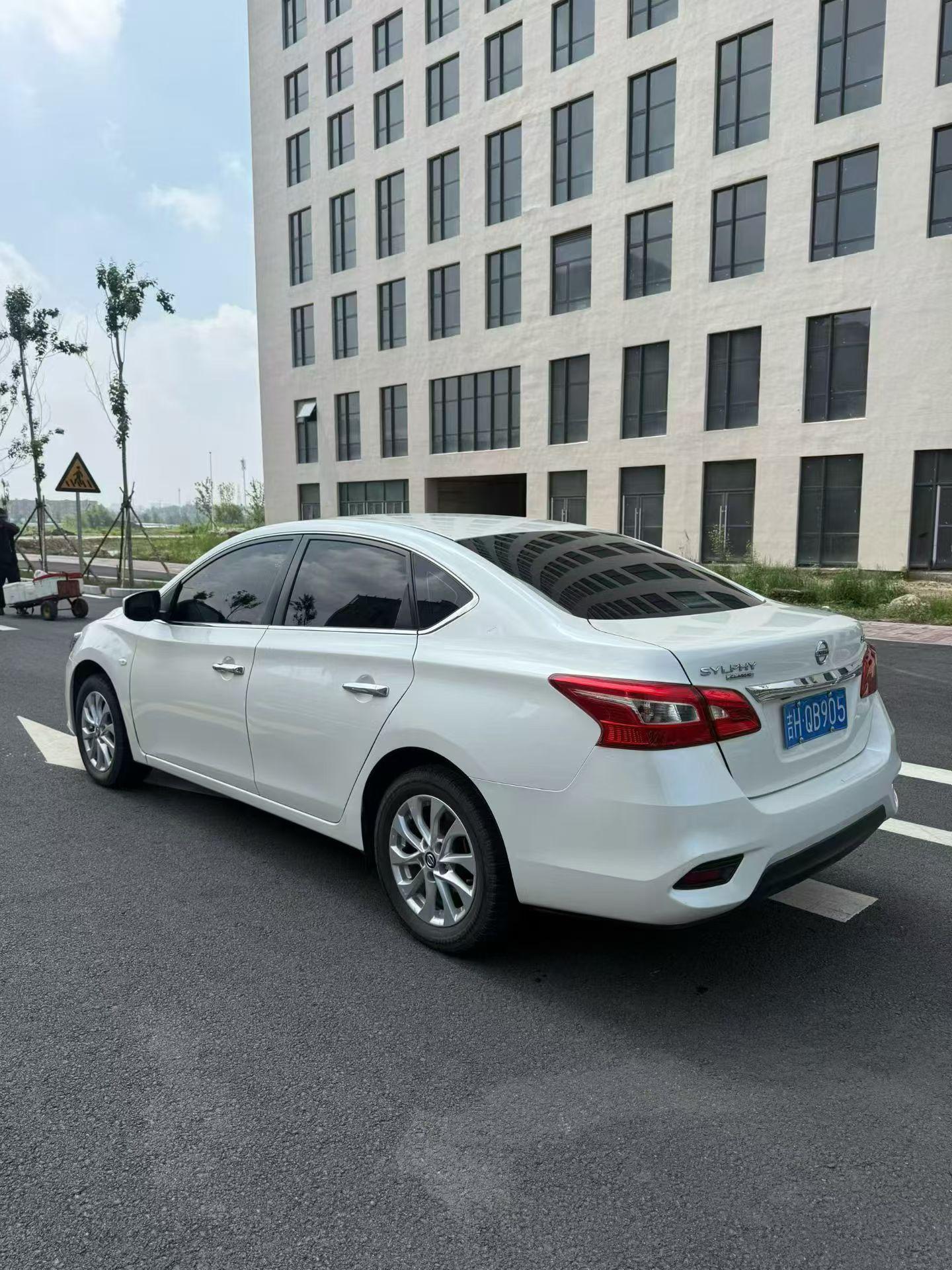 Nissan Sylphy 2019 thumb 11