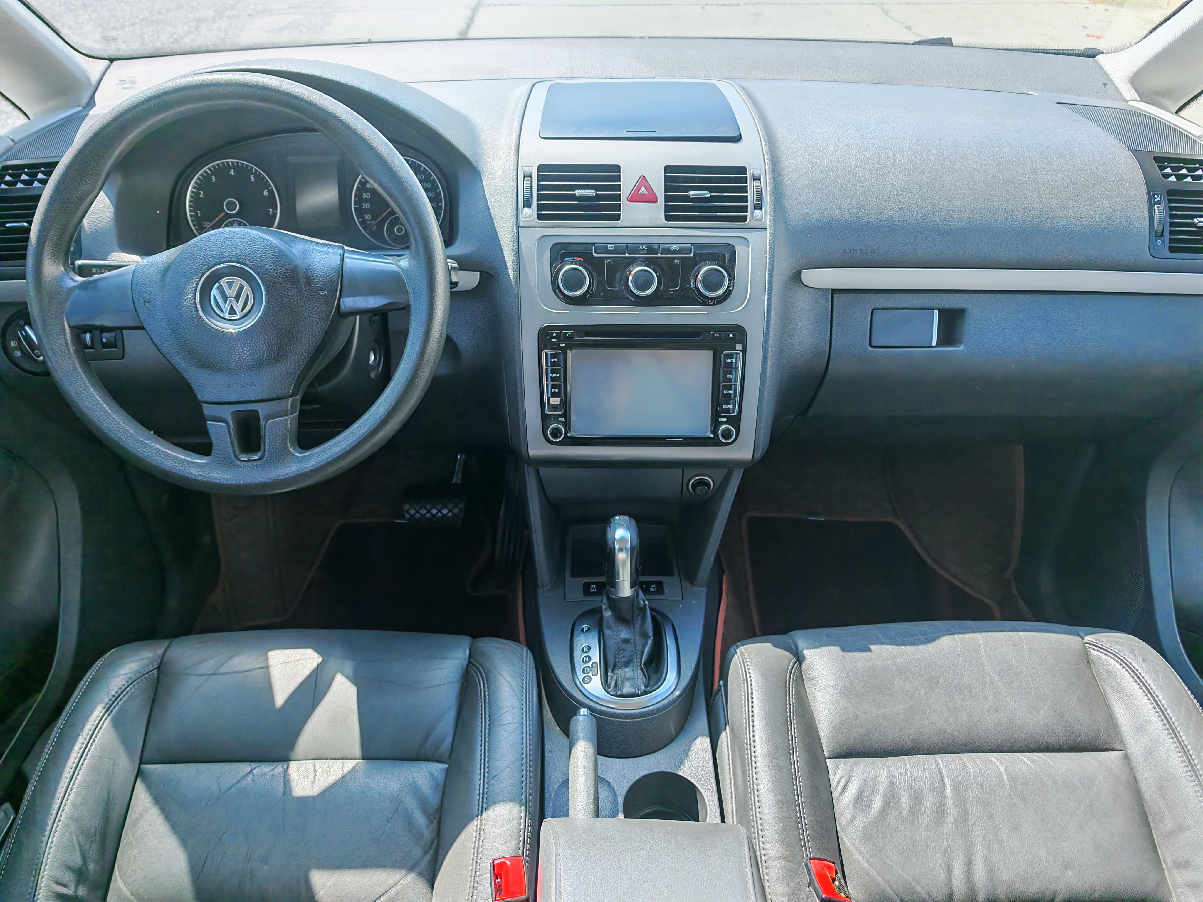 Volkswagen Touran 2013 thumb 7