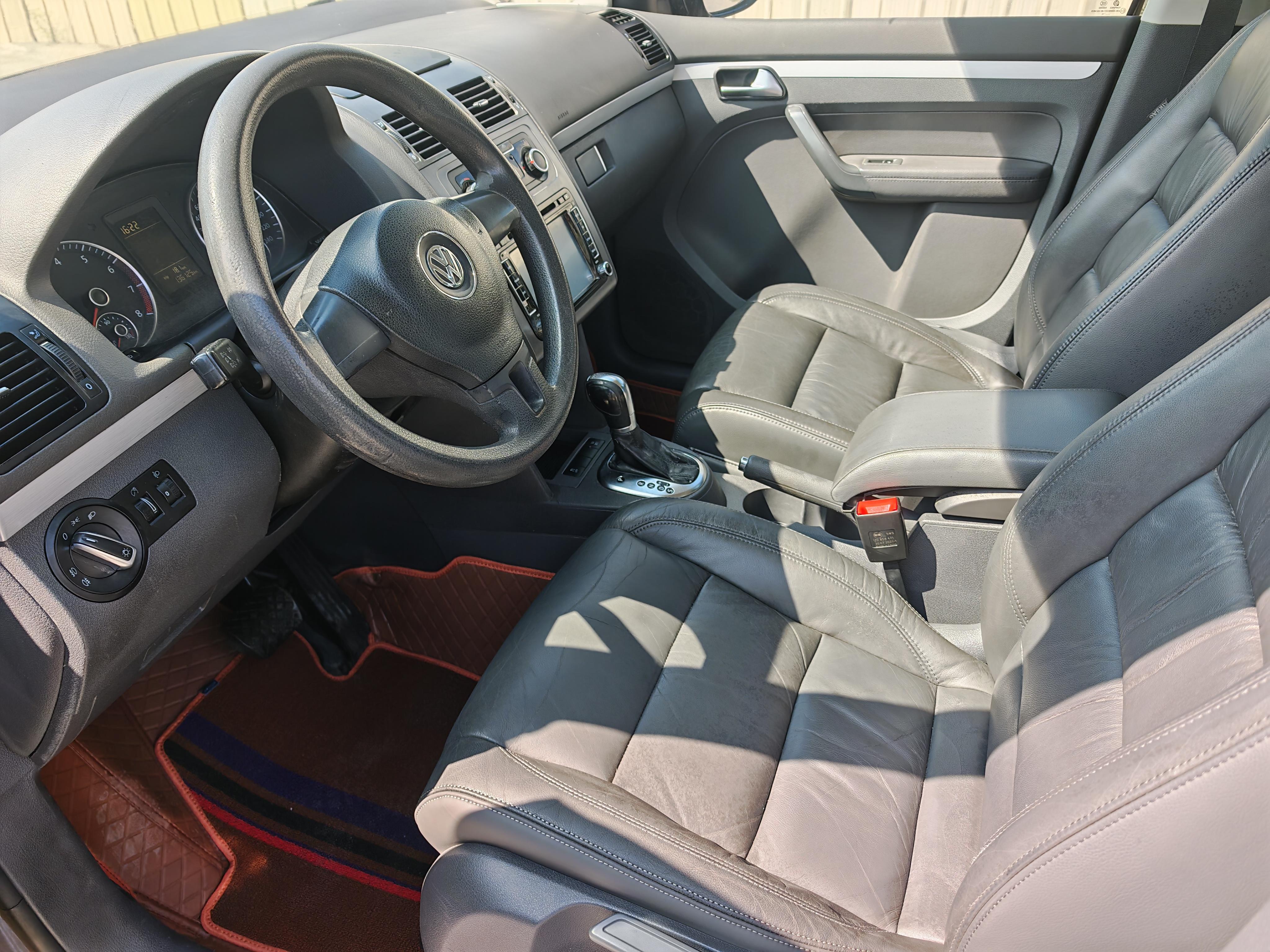 Volkswagen Touran 2013 thumb 8