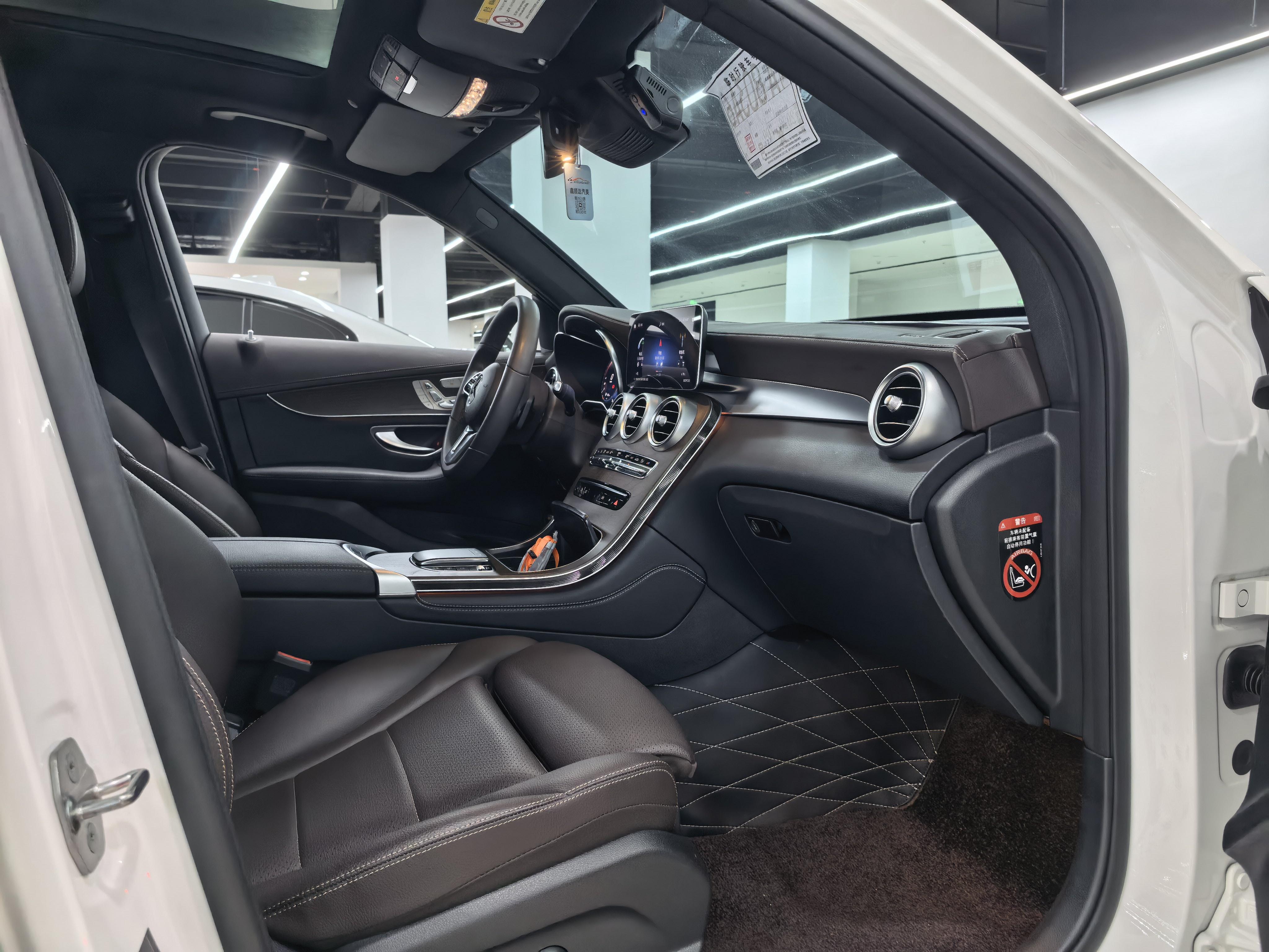 Mercedes-Benz GLC 2022 thumb 8
