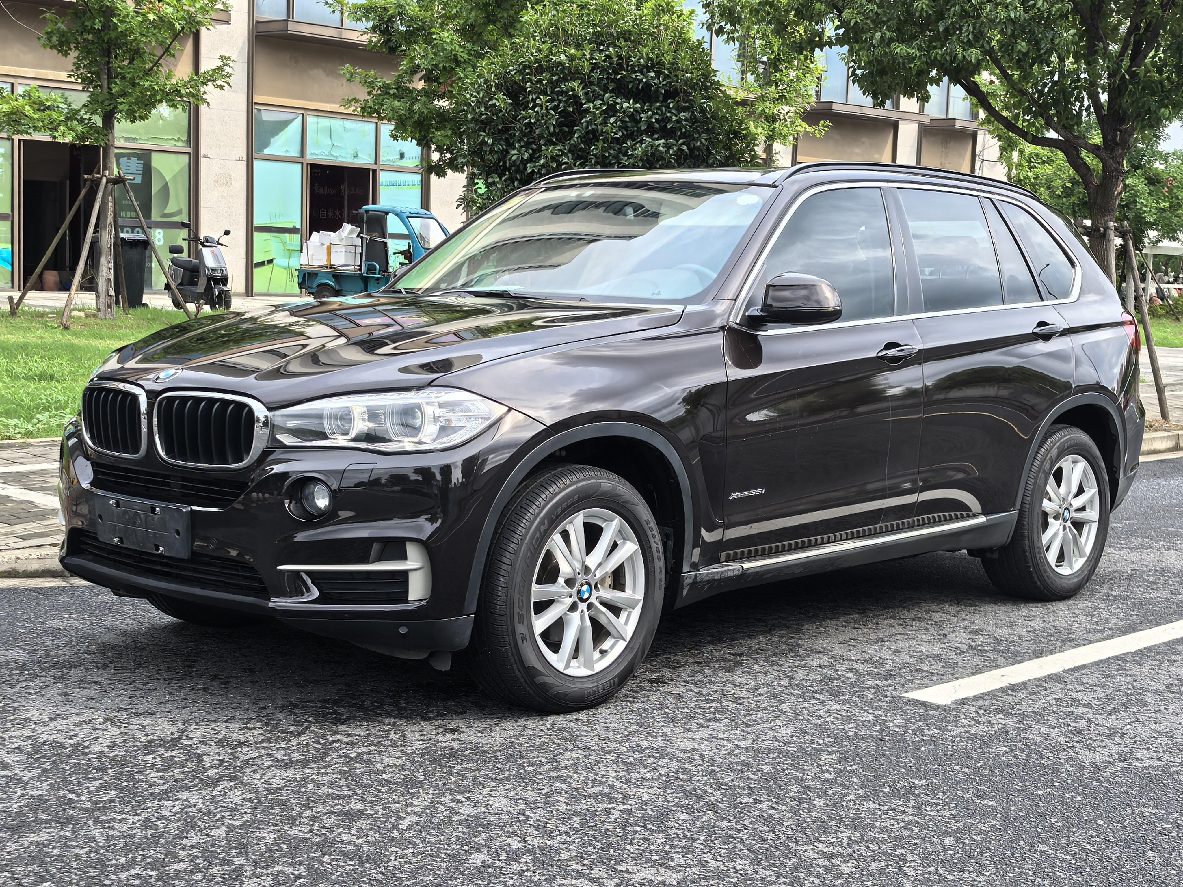 BMW X5 2014 thumb 10