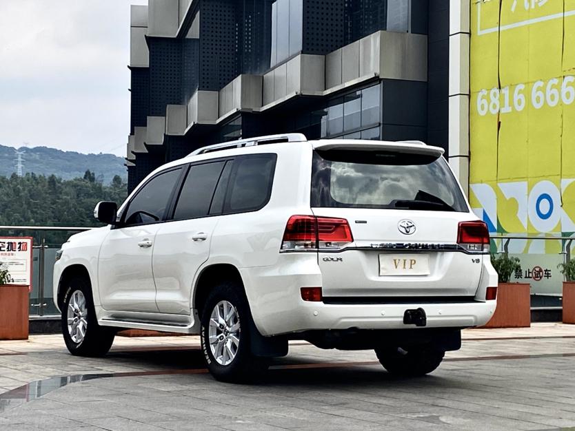 Toyota Land Cruiser 2018 thumb 3