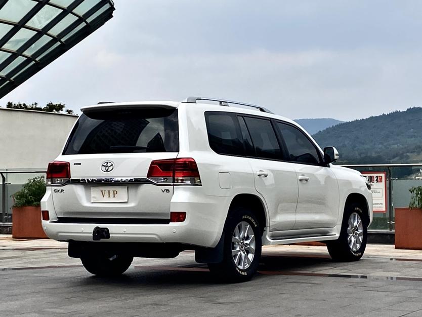 Toyota Land Cruiser 2018 thumb 5