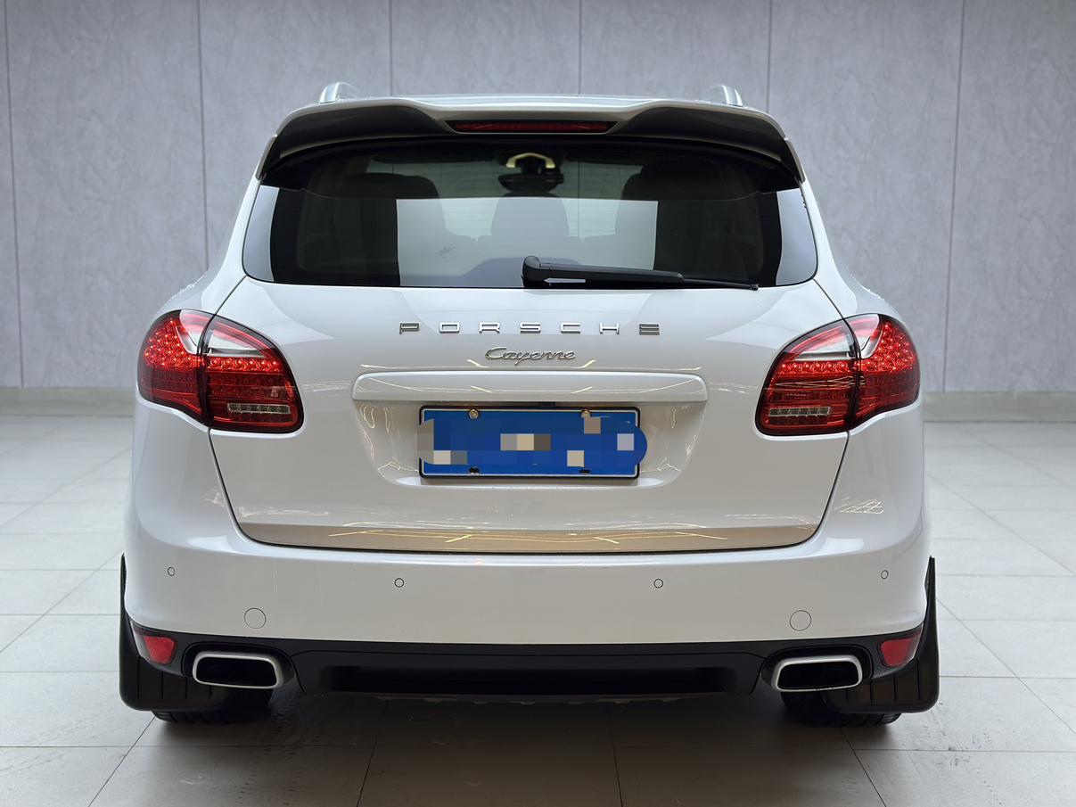 Porsche Cayenne 2014 thumb 3