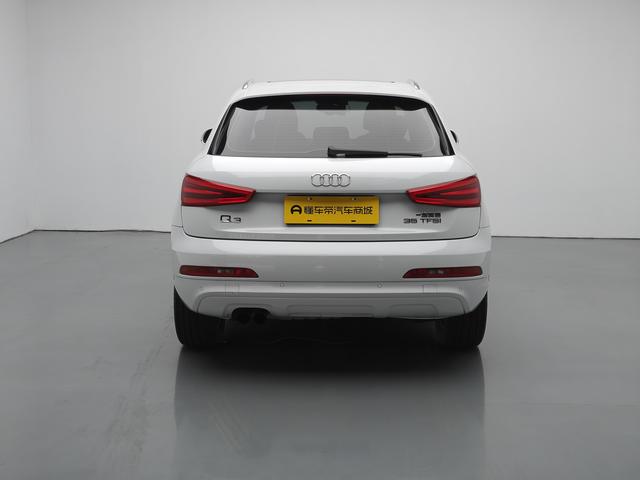 Audi Q3 2015 thumb 4