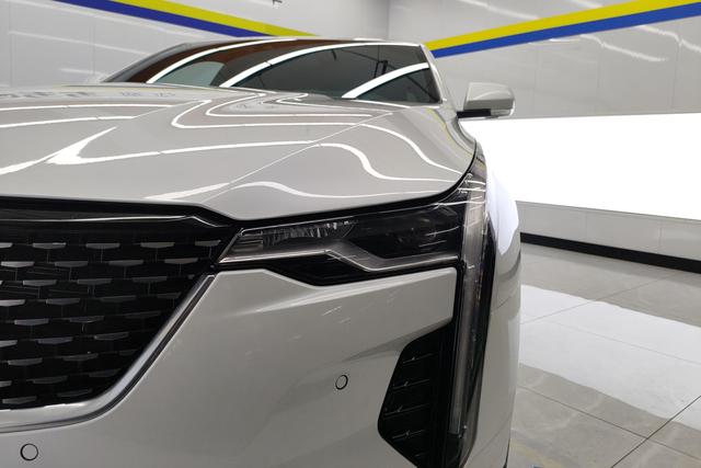 Cadillac CT4 2023 thumb 2