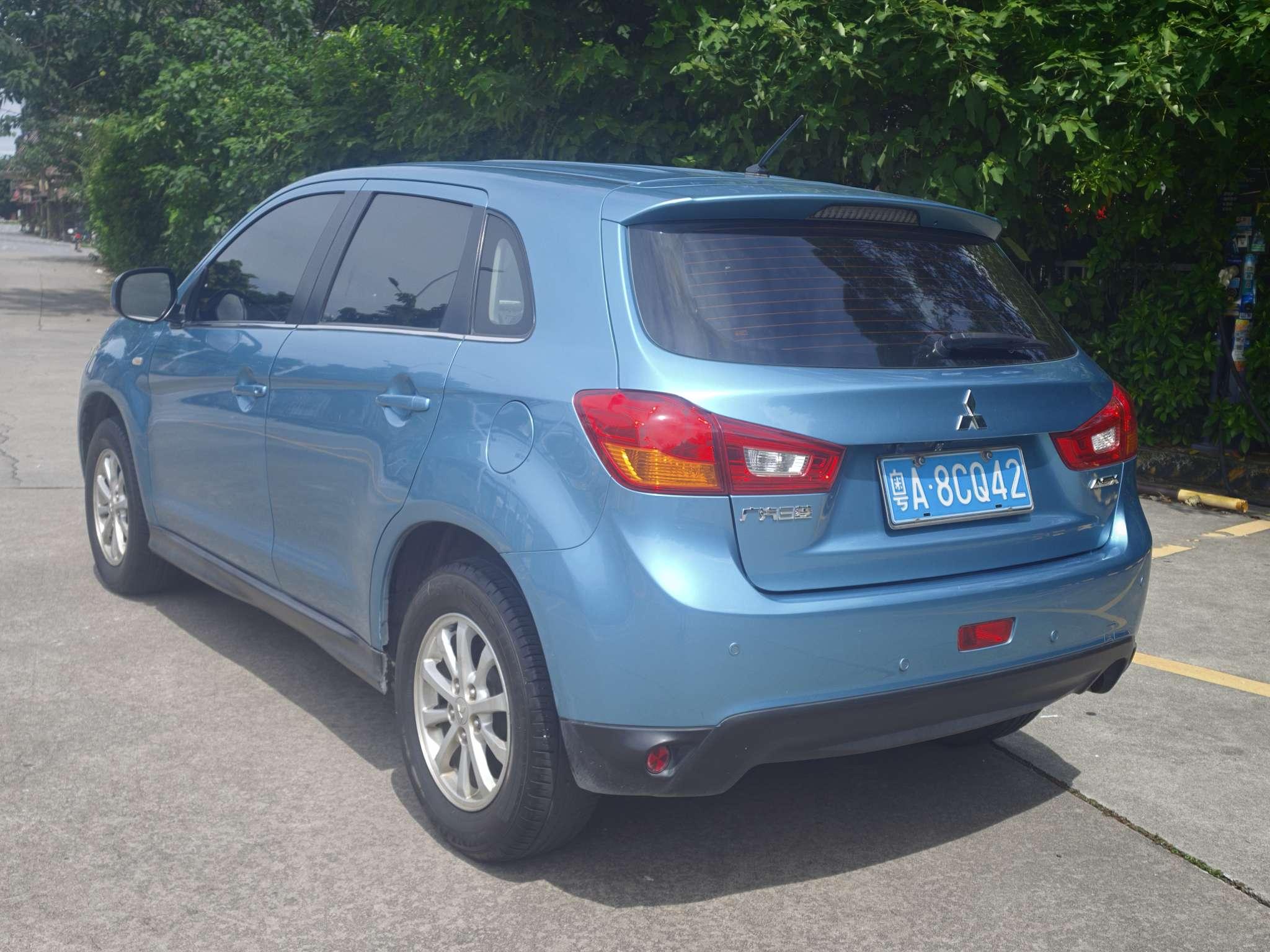 Mitsubishi ASX 2013 thumb 2
