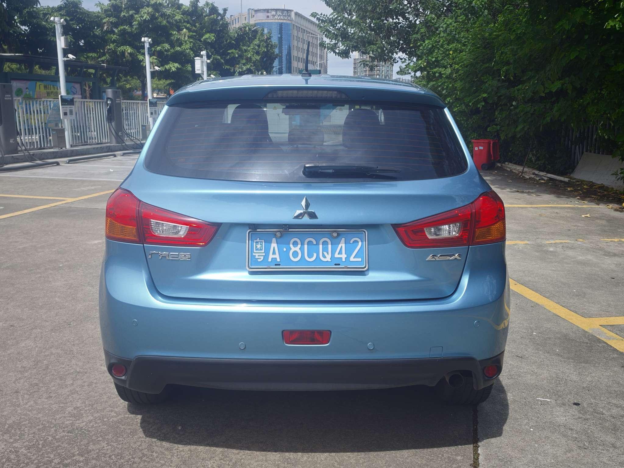 Mitsubishi ASX 2013 thumb 3