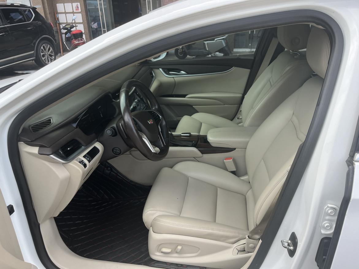 Cadillac XTS 2017 thumb 10