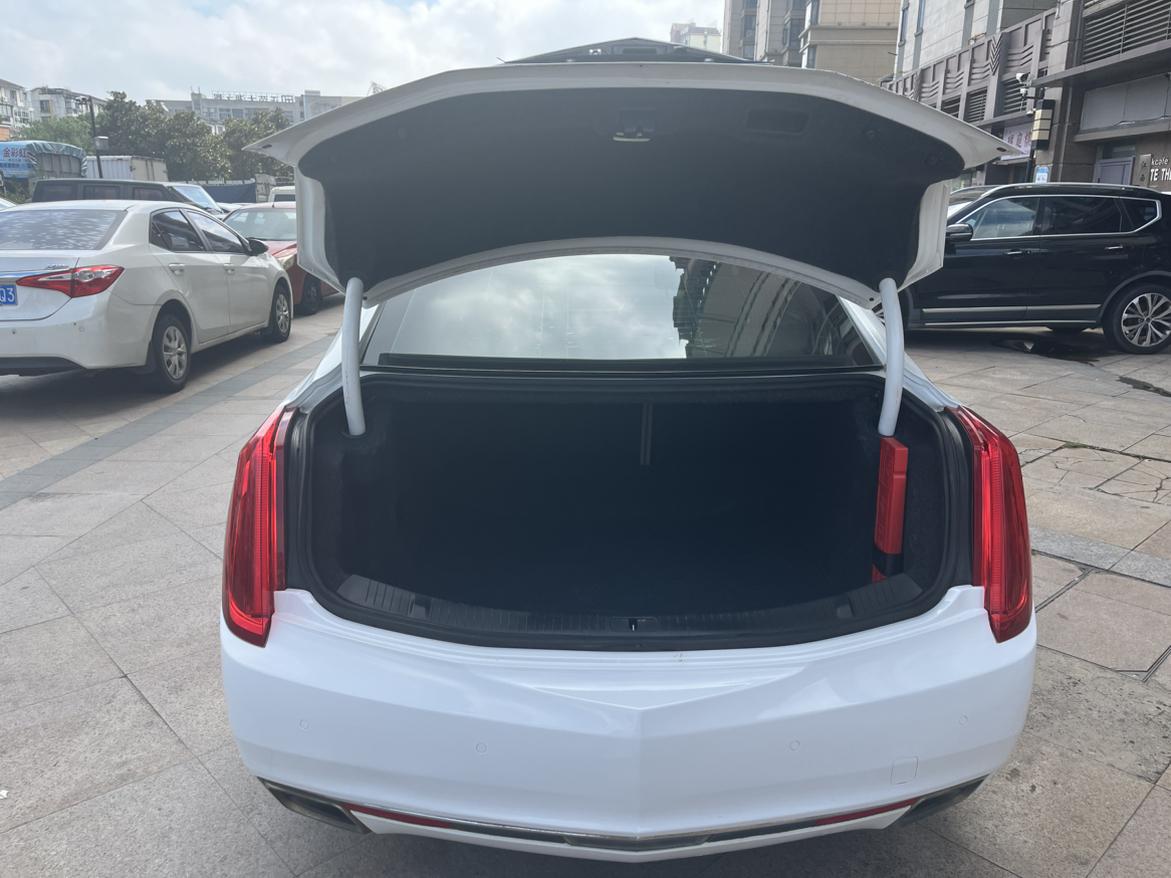 Cadillac XTS 2017 thumb 12