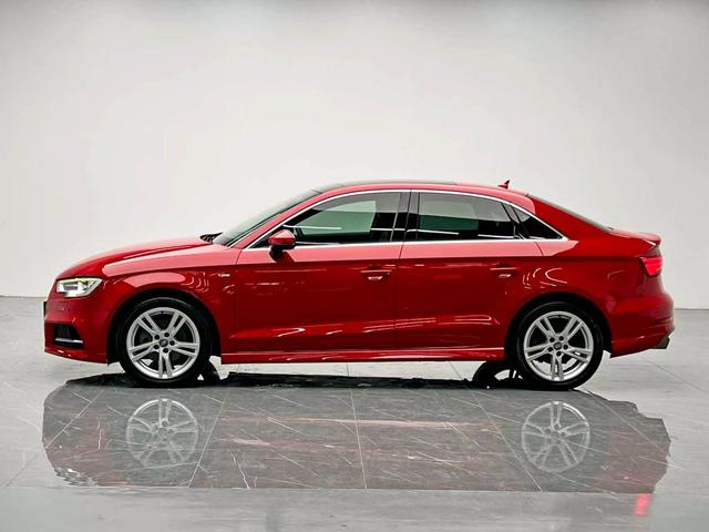 Audi A3 2018 thumb 2