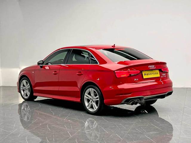 Audi A3 2018 thumb 3