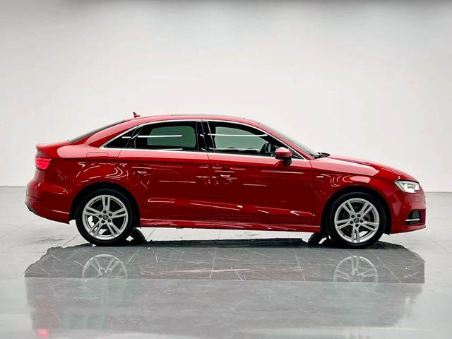 Audi A3 2018 thumb 6