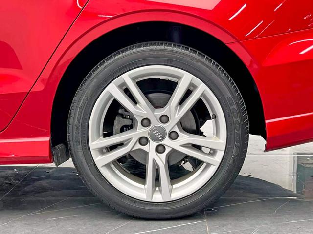 Audi A3 2018 thumb 7