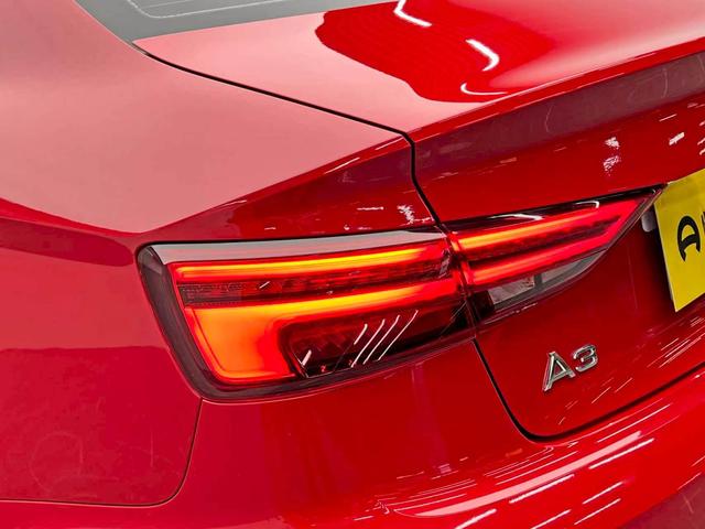 Audi A3 2018 thumb 11