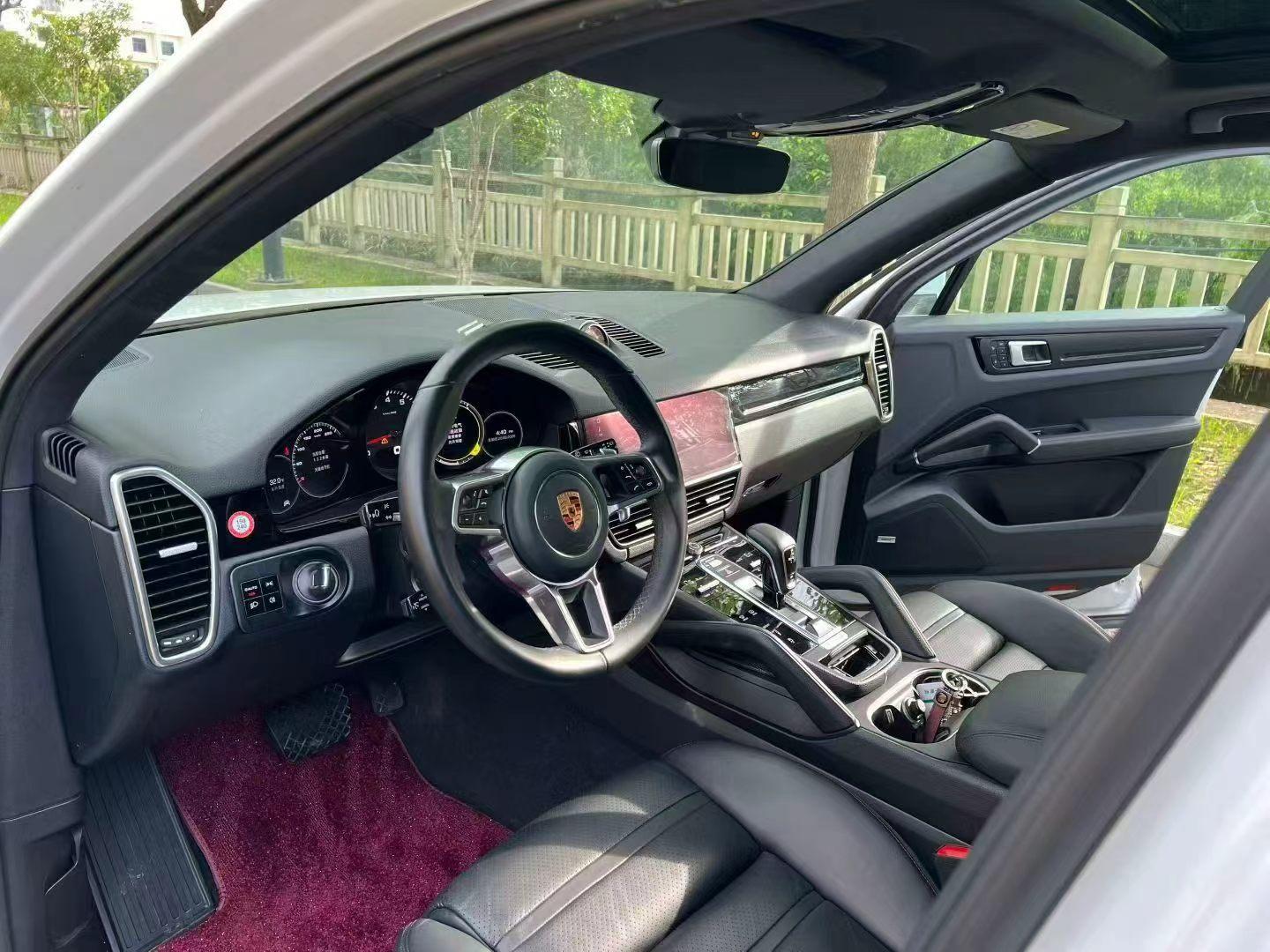 Porsche Cayenne 2018 thumb 7