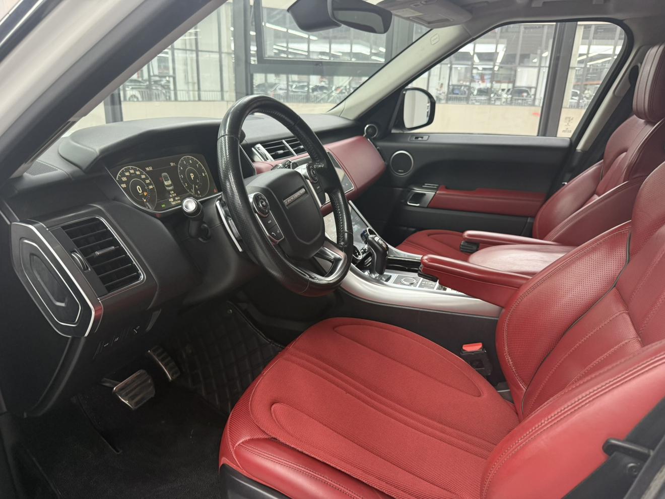 Land Rover Range Rover Sport 2017 thumb 10