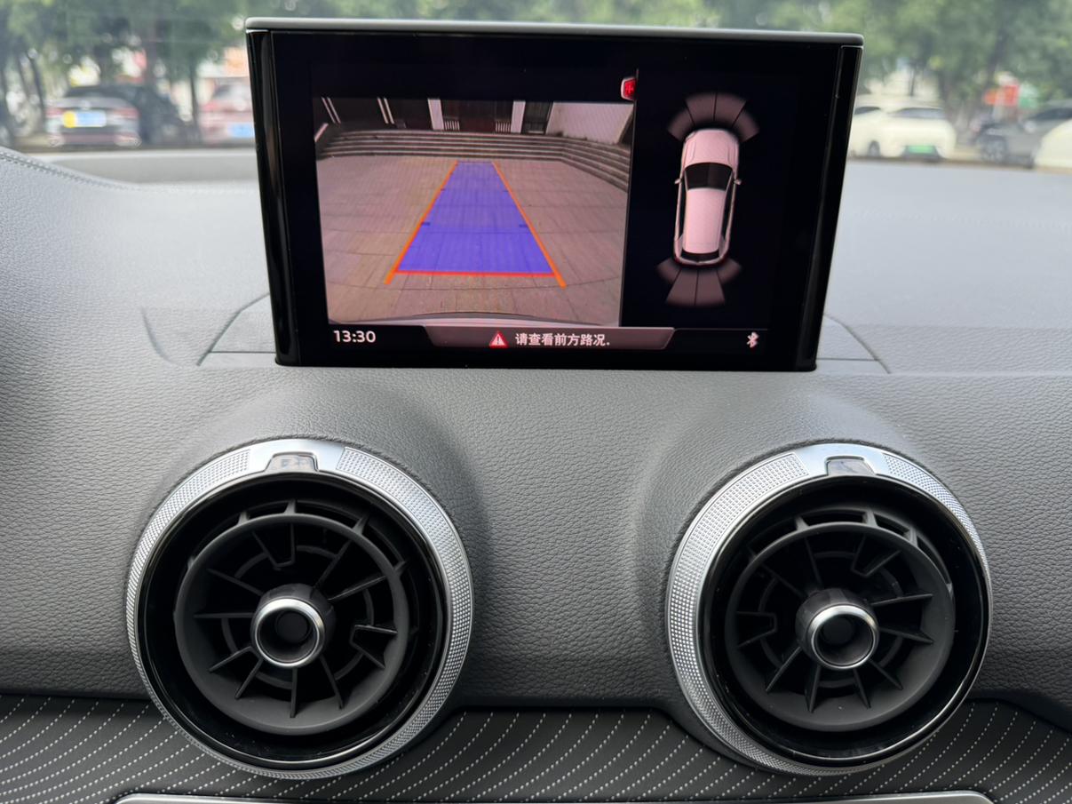 Audi Q2 2022 thumb 2