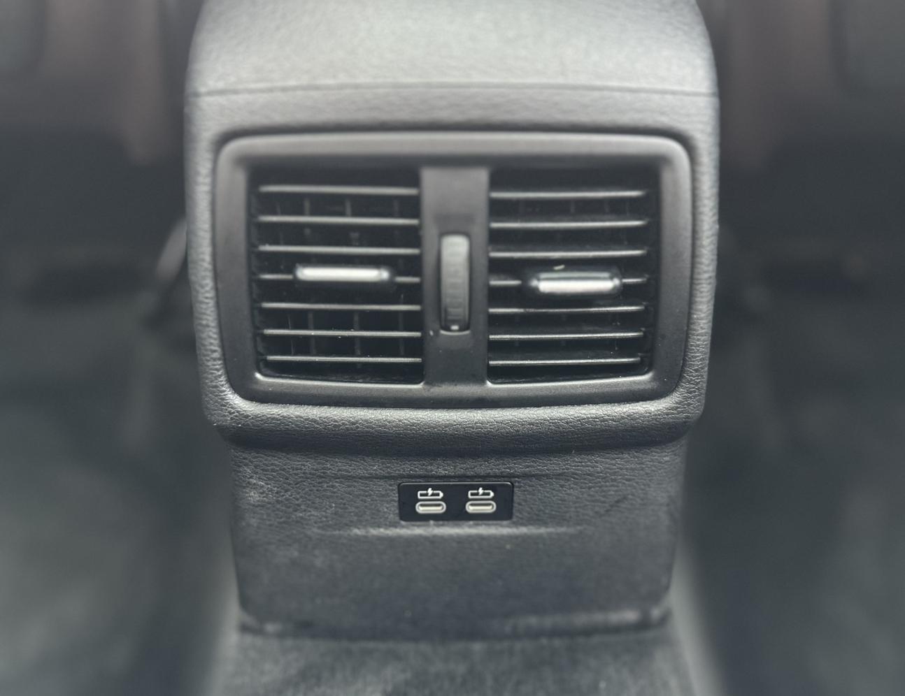 BMW X1 2020 thumb 8