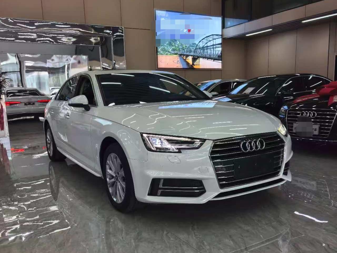 Audi A4 2019 thumb 12