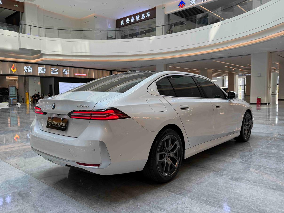 BMW 5 серии 2024 thumb 5