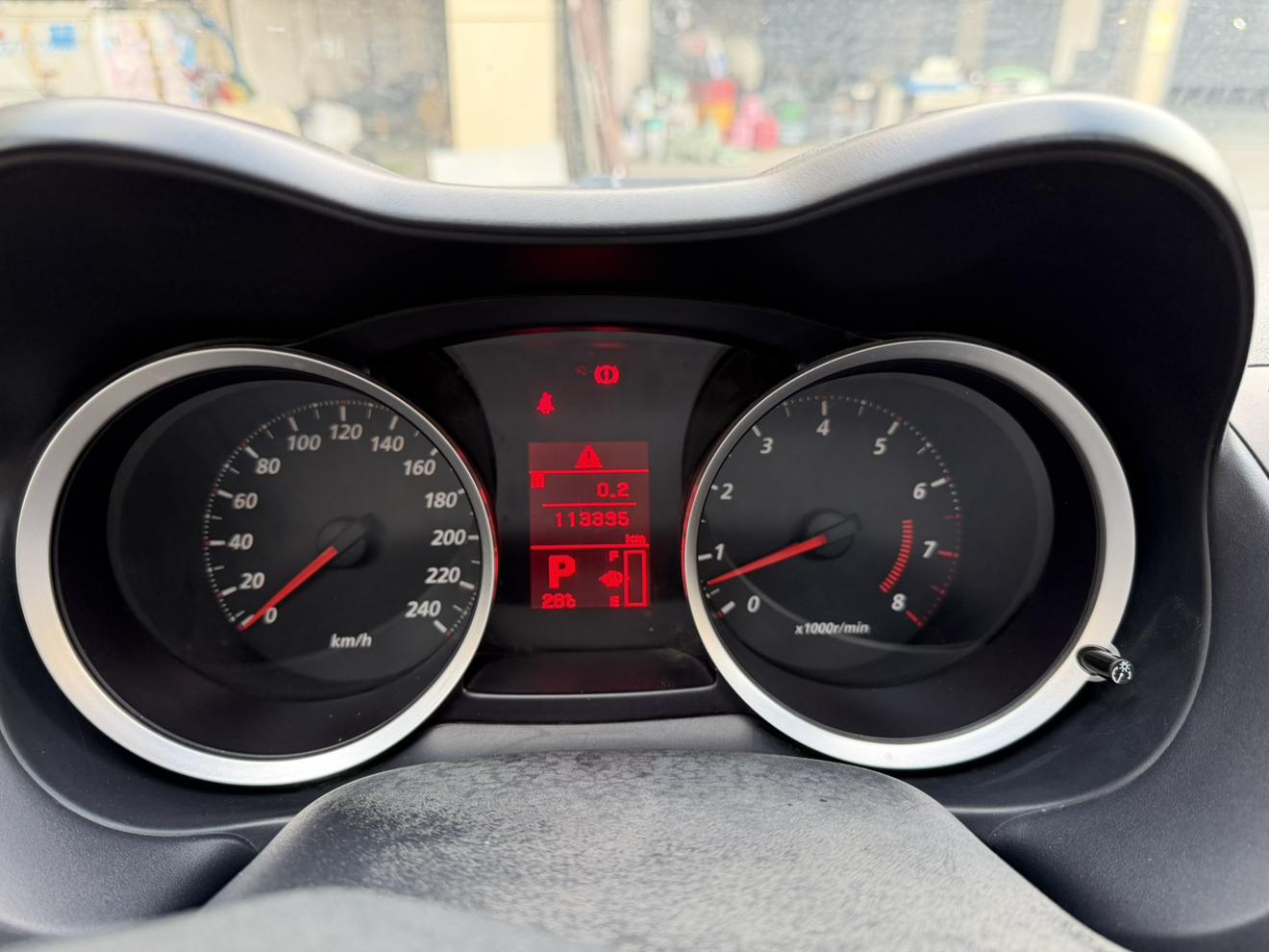 Mitsubishi Yi Shen 2013 thumb 9