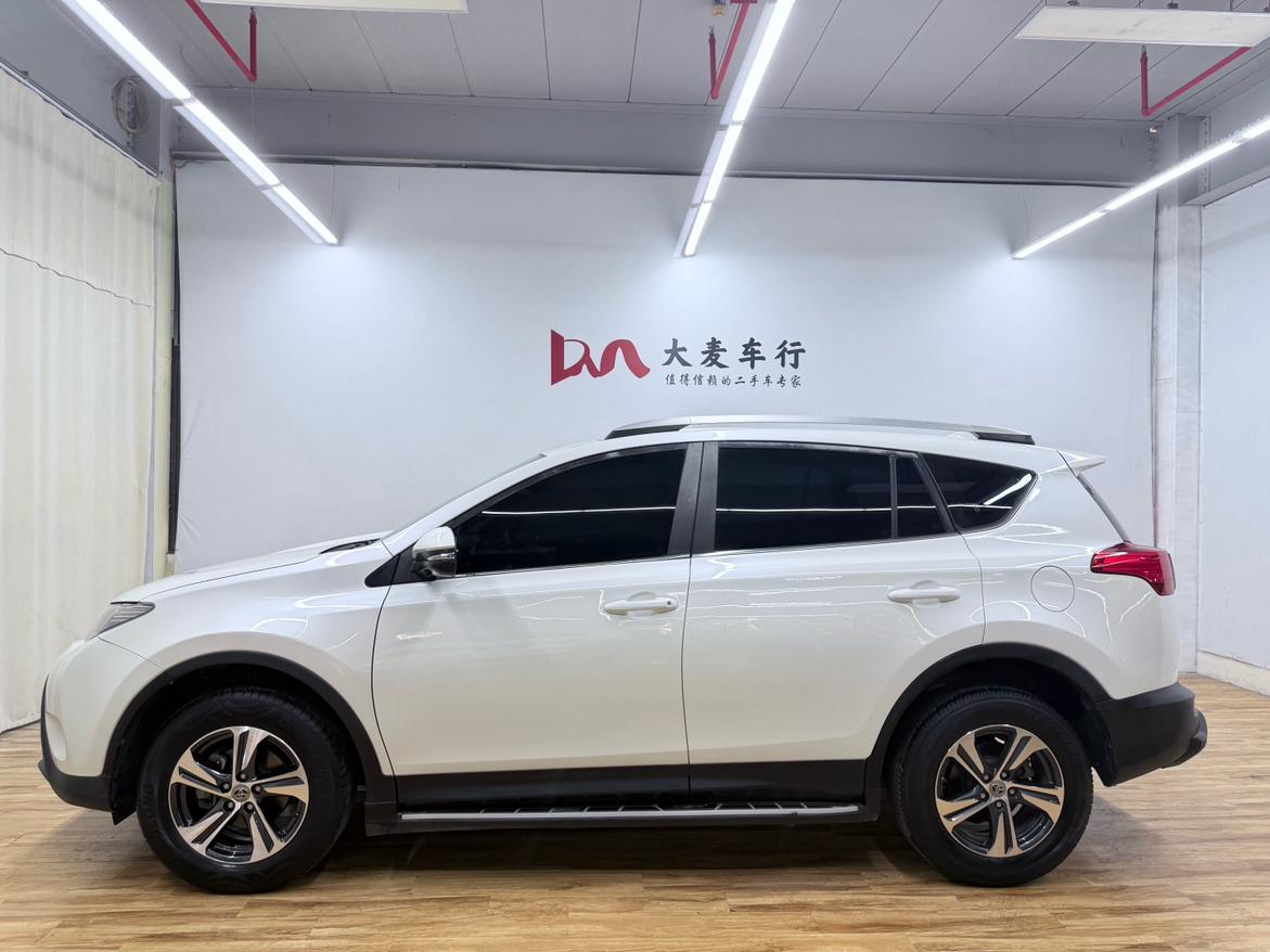 Toyota RAV4 2015 thumb 2