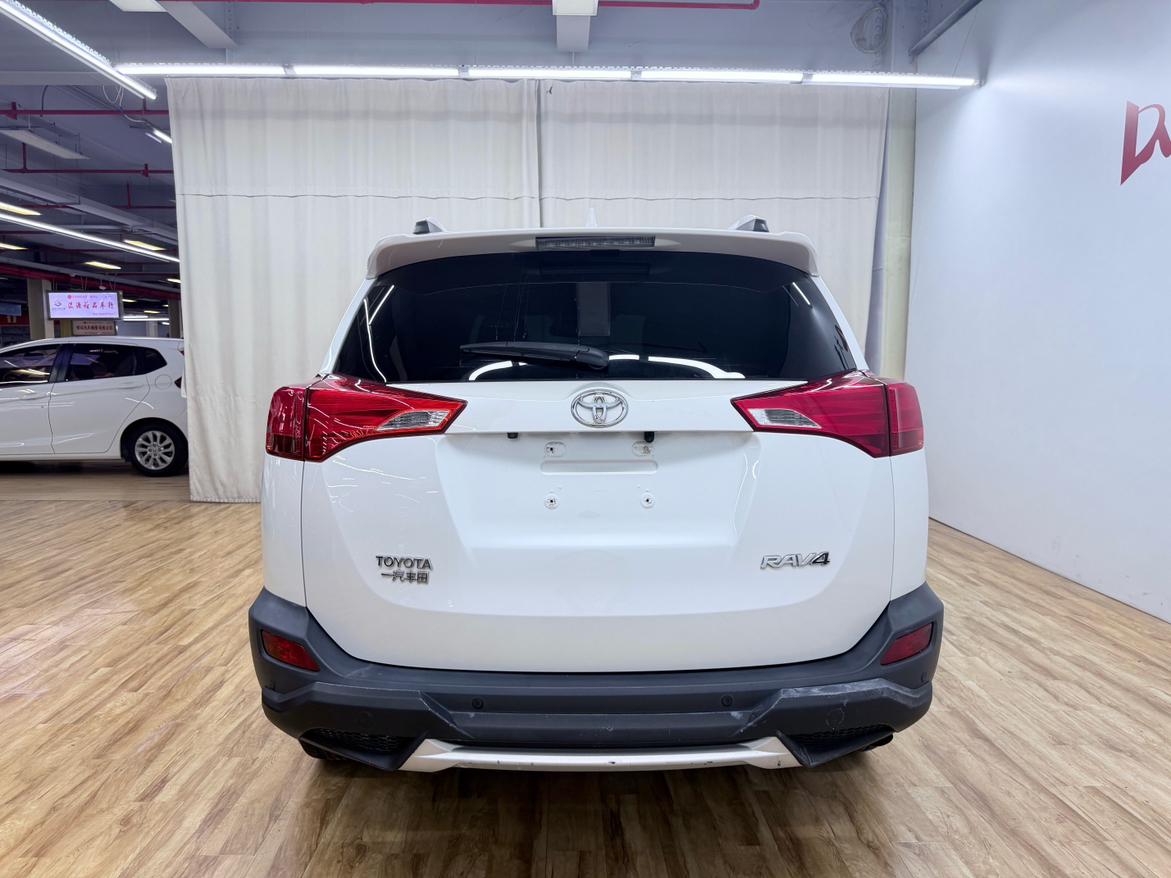 Toyota RAV4 2015 thumb 4
