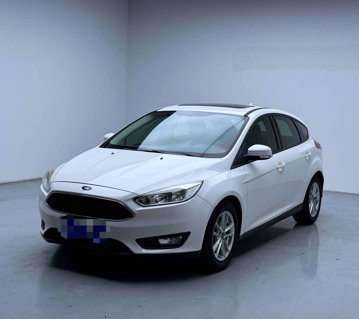 Ford Focus ST 2018 thumb 8