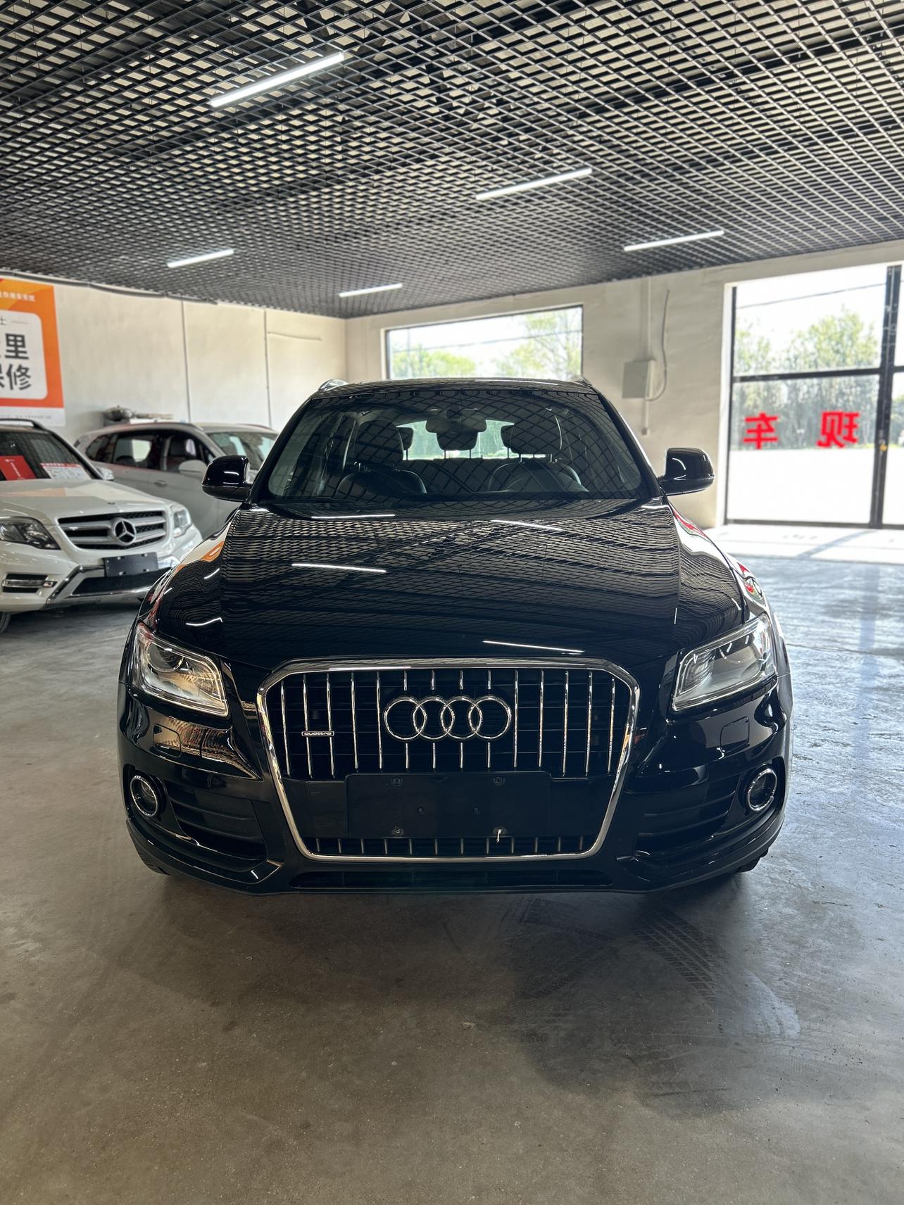 Audi Q5 2015 thumb 9