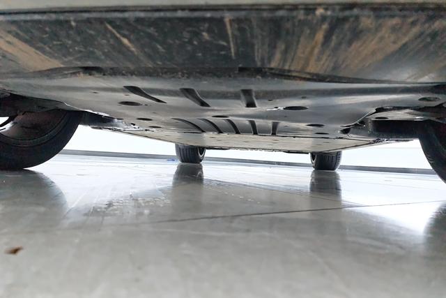 Volkswagen ID.4 2022 thumb 5