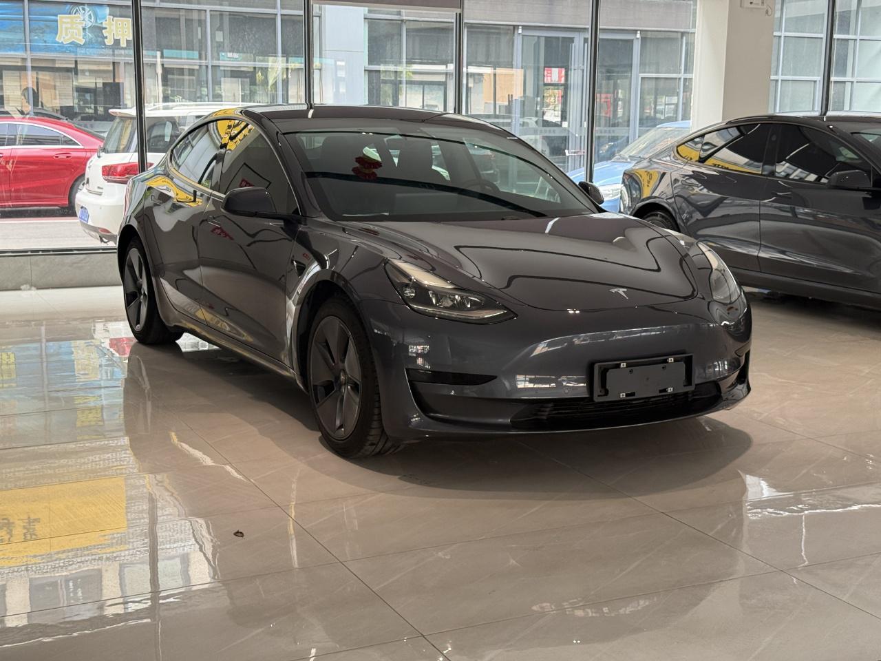 Tesla Model 3 2021 thumb 10