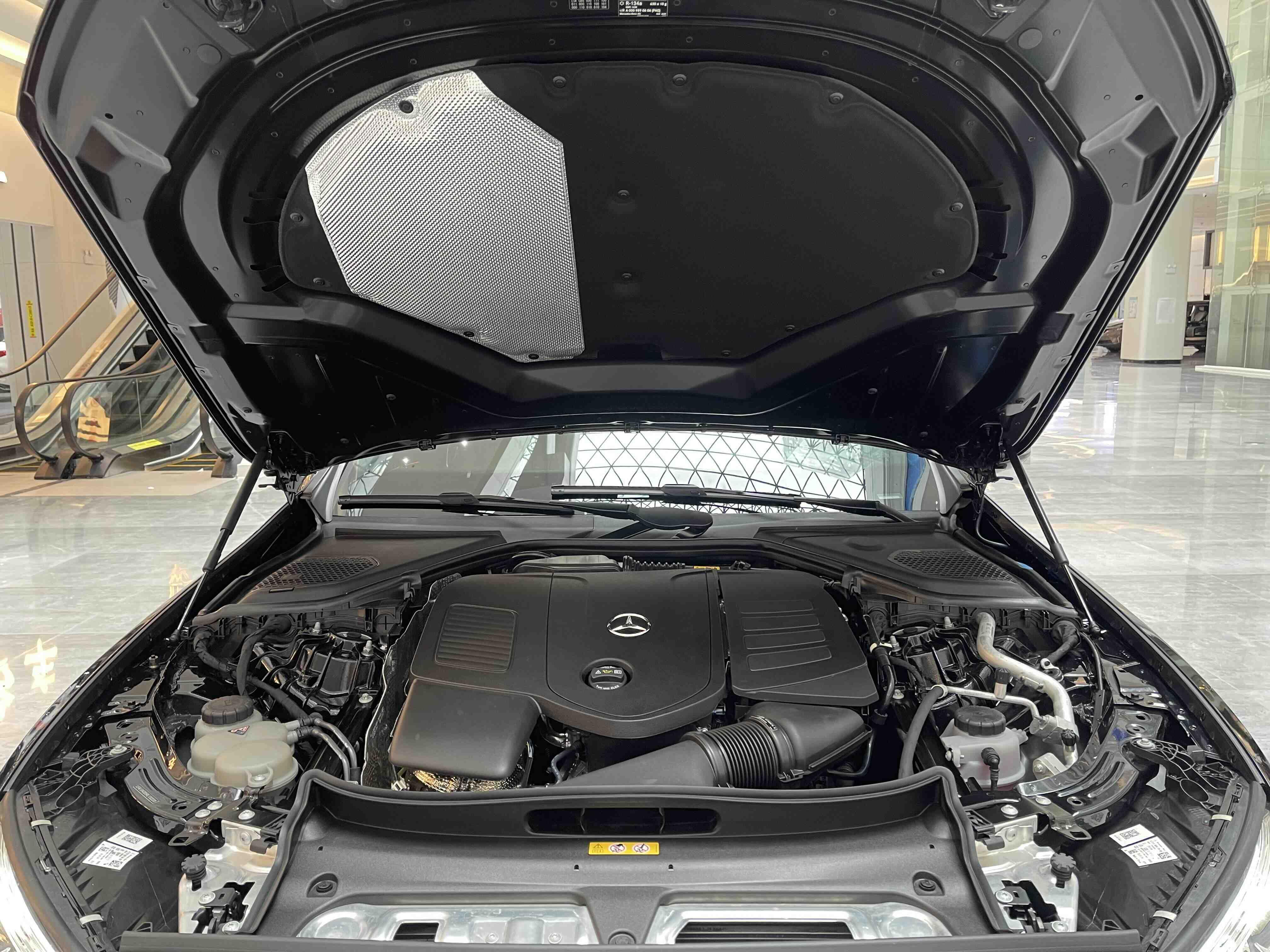 Mercedes-Benz E-Класс 2024 thumb 4