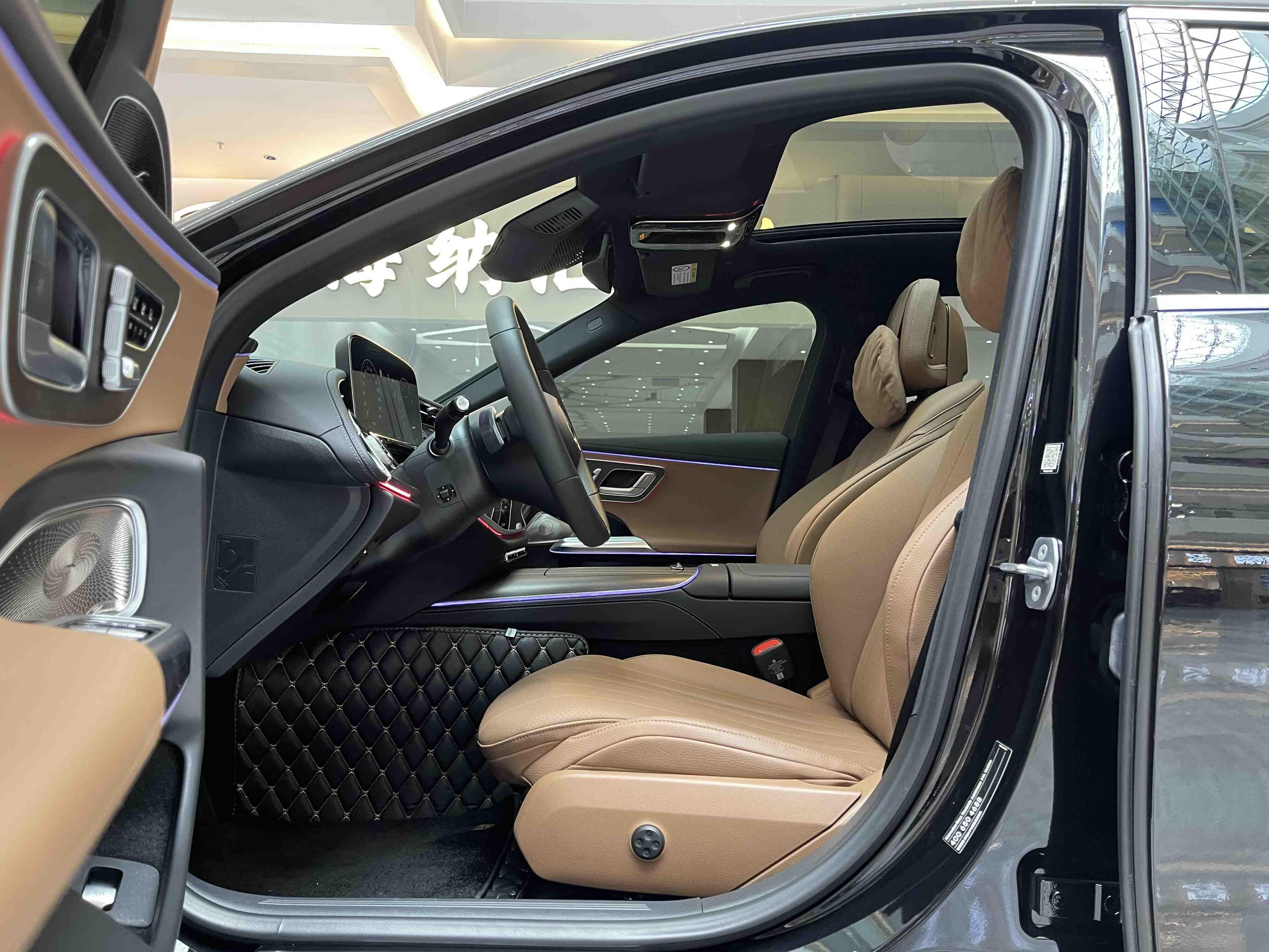 Mercedes-Benz E-Класс 2024 thumb 10