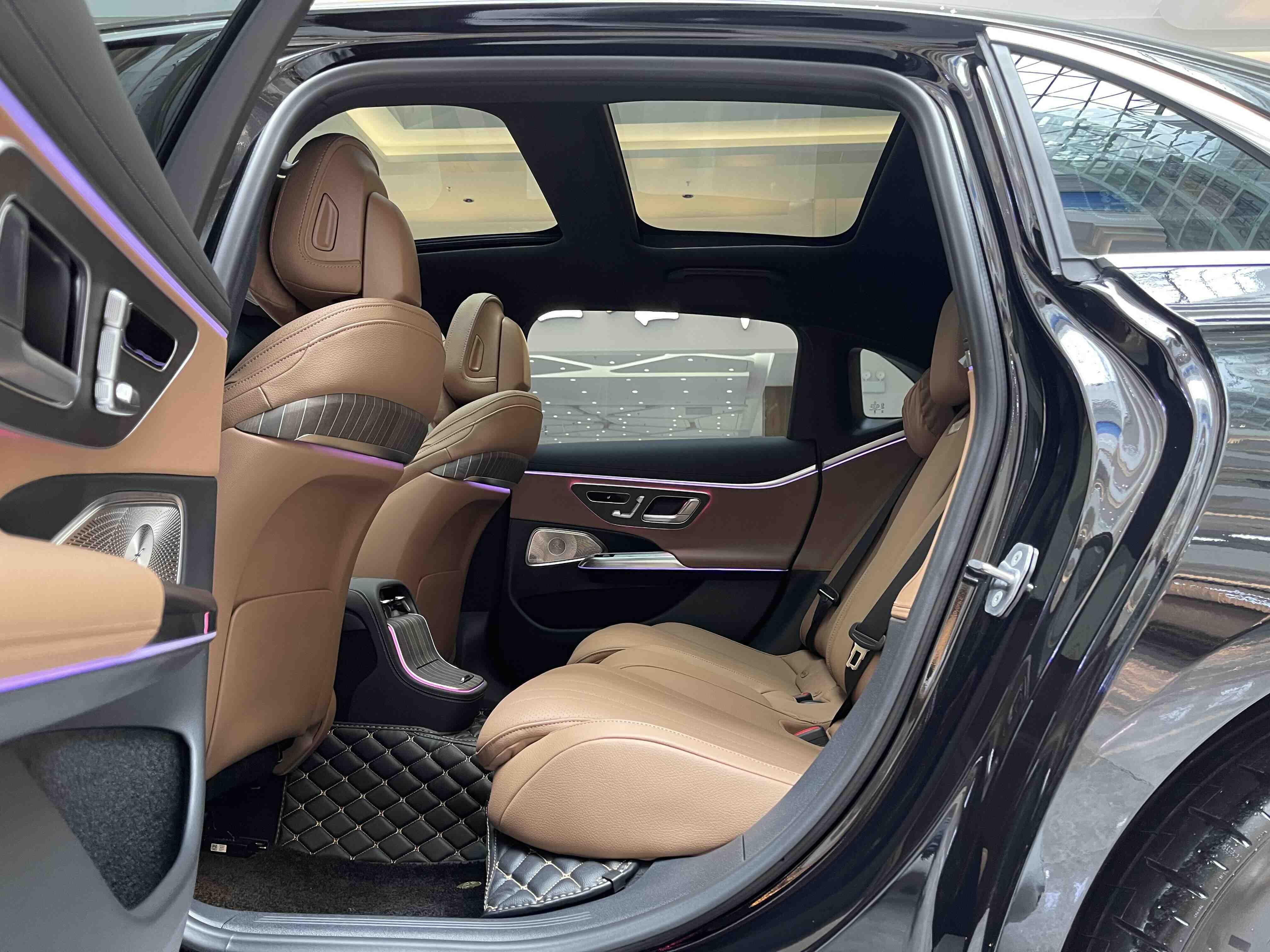 Mercedes-Benz E-Класс 2024 thumb 12